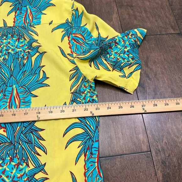 Lost Enterprises Mens Large Hawaiian Shirt NWT Floral Pineapple Nwt‎ Stretch - Picture 4 of 6